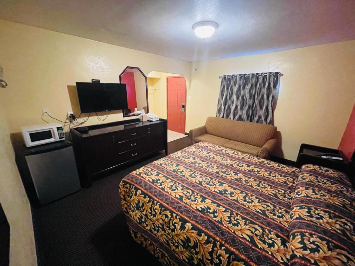Royal Palms Motel & Rv Park La Nouvelle-Orléans Extérieur photo