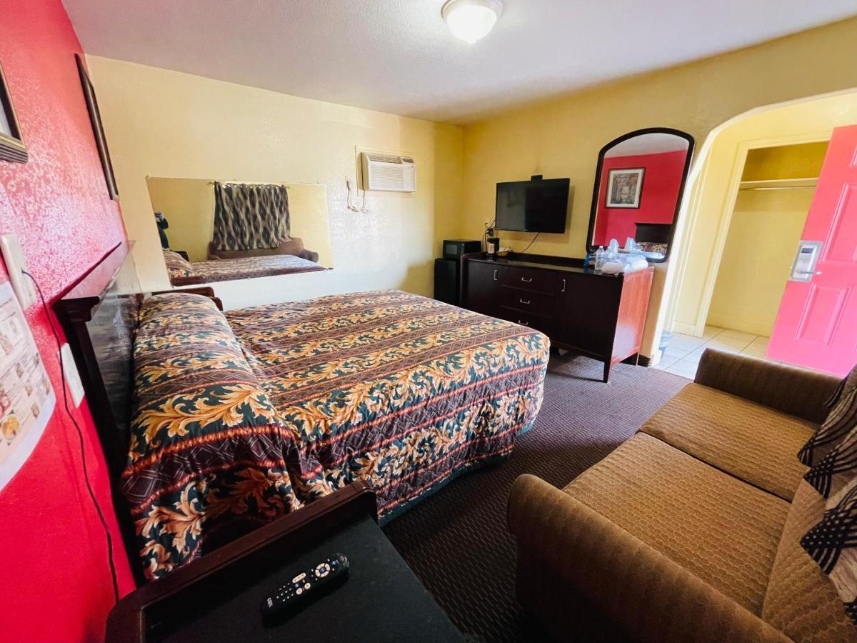 Royal Palms Motel & Rv Park La Nouvelle-Orléans Extérieur photo